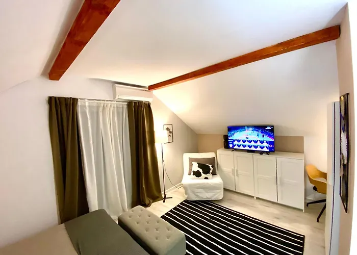 Avala Sunset Apartments