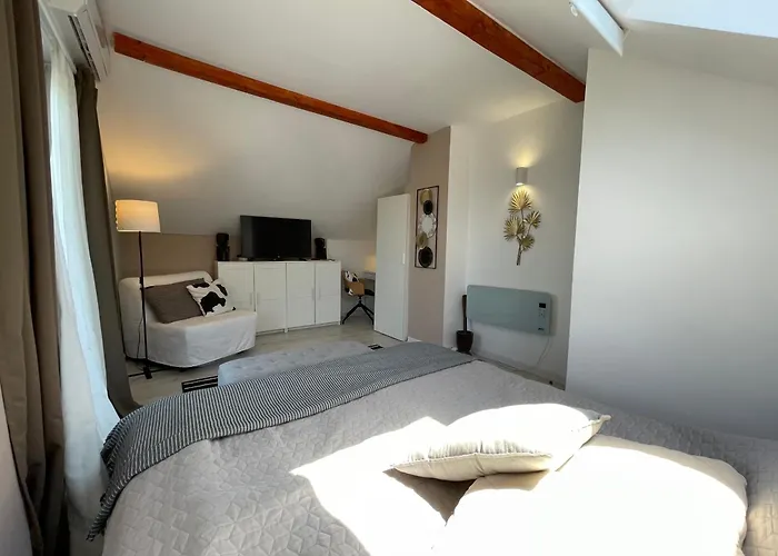 Avala Sunset Apartments
